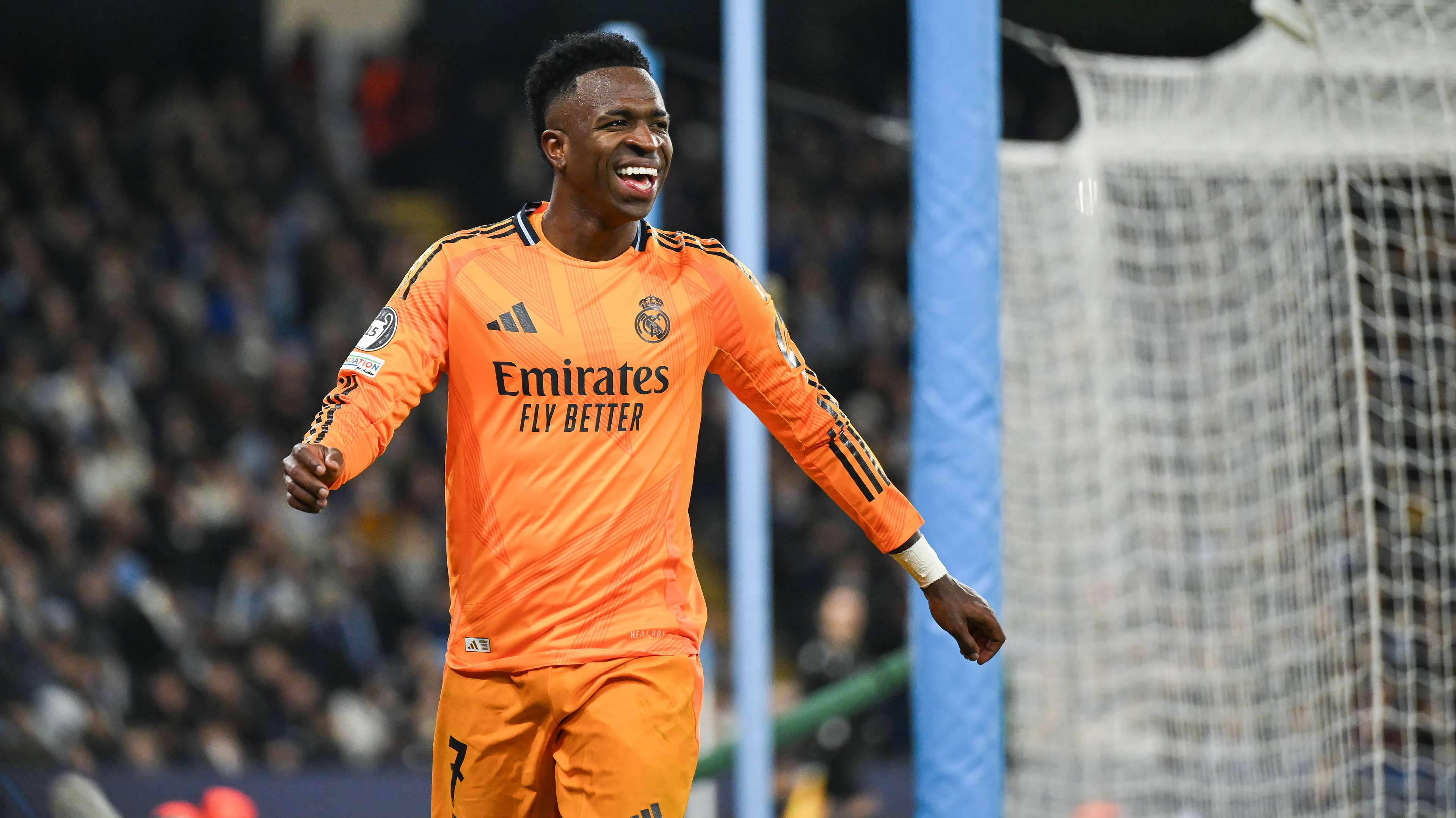 卡塞米罗直言巴西队挑战来自裁判的困扰与困难